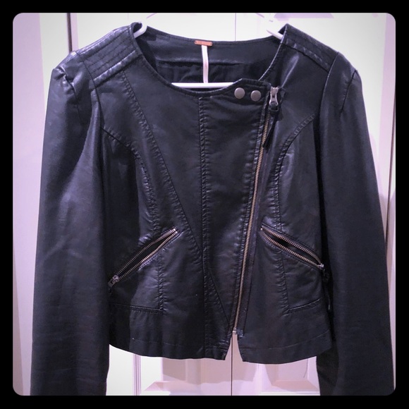 Free People Jackets & Blazers - Free People EUC Vegan Leather Jacket